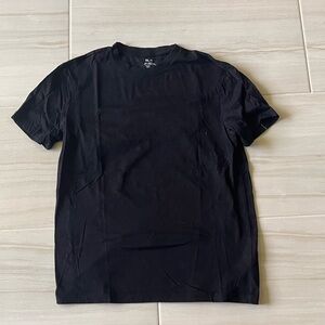 H&M Black Short Sleeve Tees